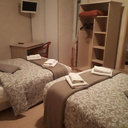Hotel Restaurant Le Centre Comblanchien المظهر الخارجي الصورة
