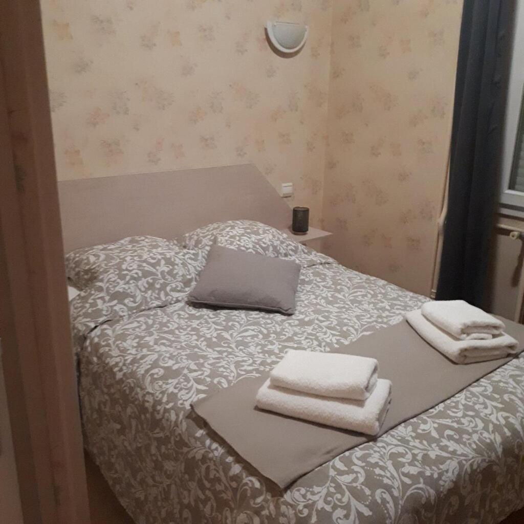 Hotel Restaurant Le Centre Comblanchien المظهر الخارجي الصورة