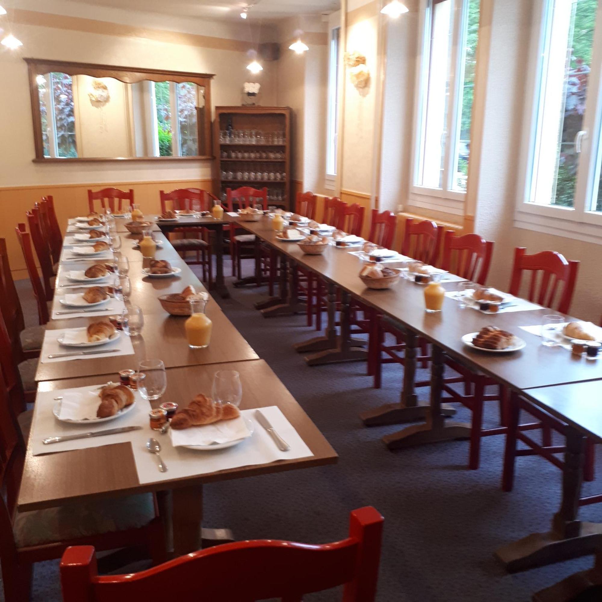 Hotel Restaurant Le Centre Comblanchien المظهر الخارجي الصورة